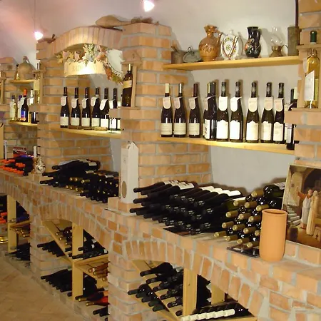 Bacchus - Borbarlang, Badacsony バダチョニトマイ