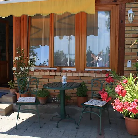 Bacchus - Borbarlang, Badacsony バダチョニトマイ