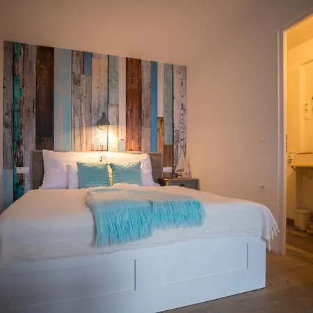 Bacchus - Borbarlang, Badacsony バダチョニトマイ